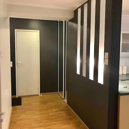 Διαμέρισμα Cozy 3-room Heart Of - 3min To Old Town *
